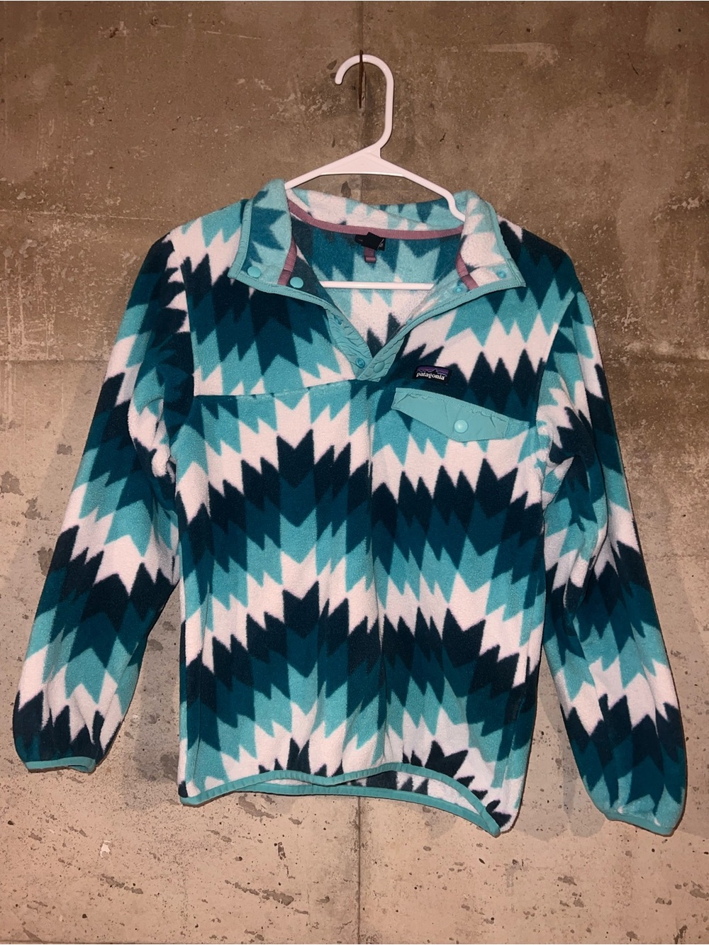 Patagonia Synchilla Teal, White & Dark Blue Geometric Snap-T Fleece Pullover